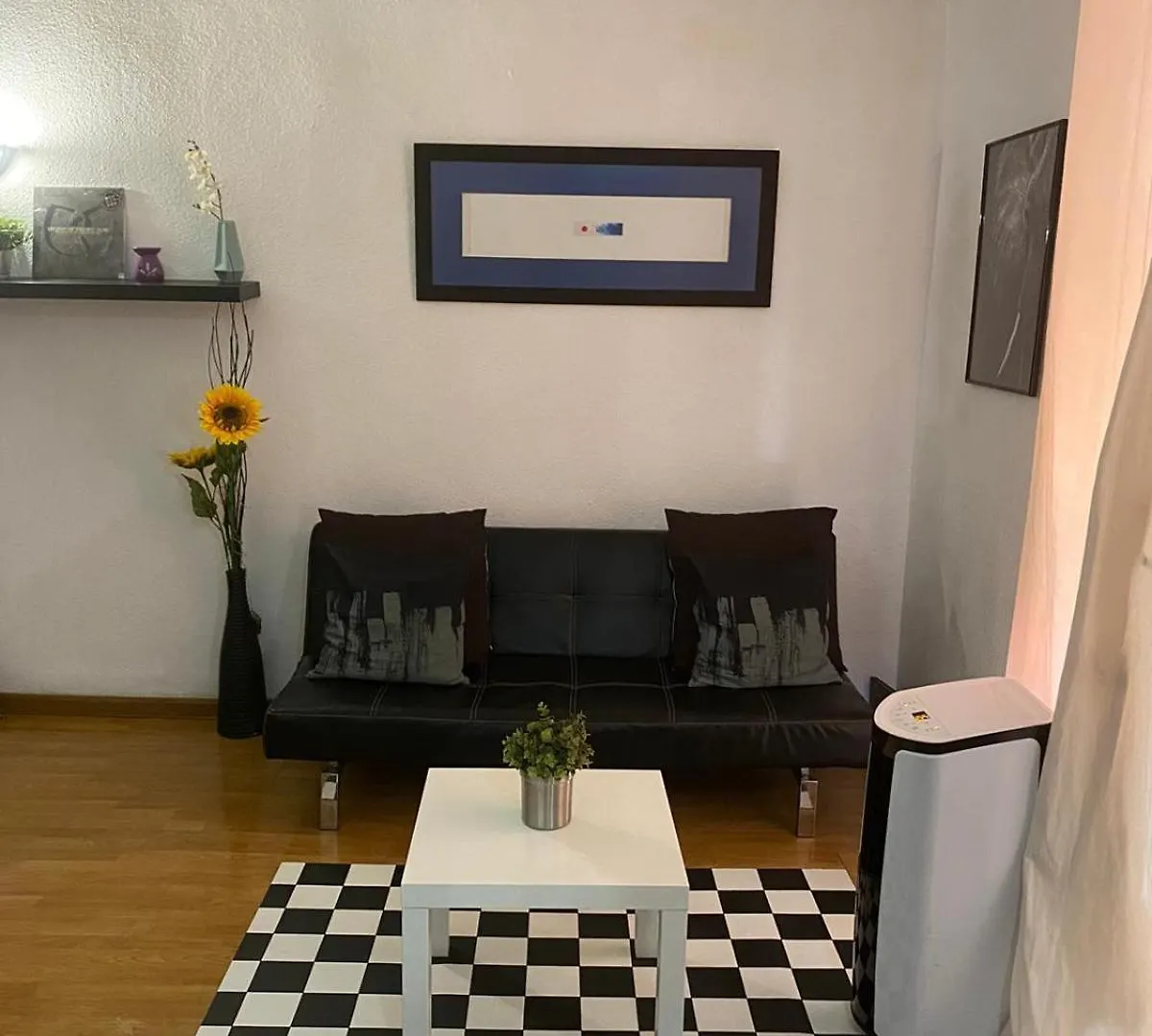 アパート バルセロナLoft Center Ramblaアパートメント スペイン